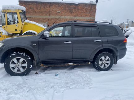 Mitsubishi Pajero Sport, 2011