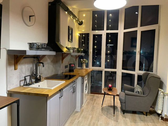 2-к. квартира, 48 м², 2/10 эт.