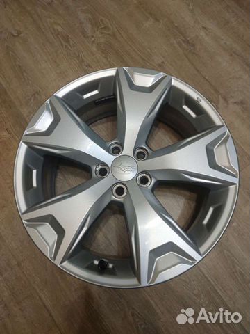 Диски литые R17 дюймов Subaru (17x7 J)