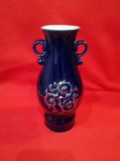 Ваза кобальтовая фарфоровая СССР