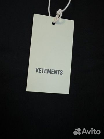 Футболка Vetements