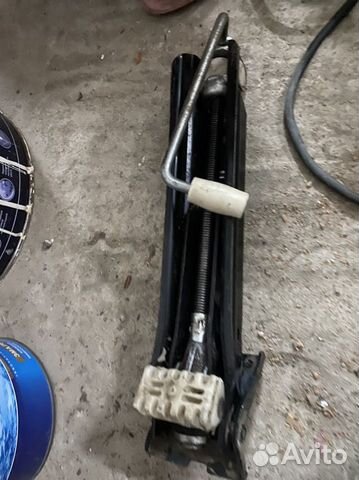 Домкрат mercedes c класс