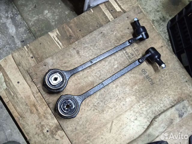 Рычаги передние нижние dodge Charger LD