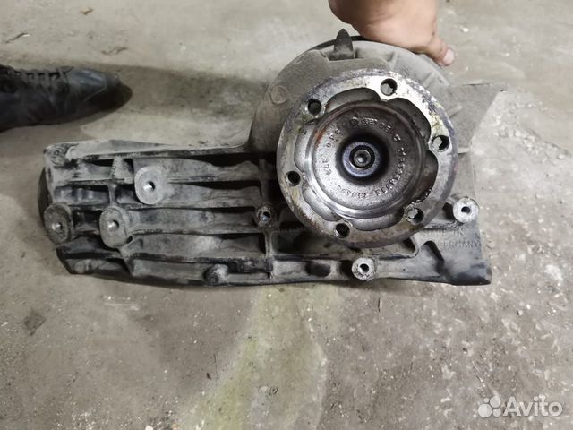 Редуктор от Ауди А6С6 3.0 bbj GSZ