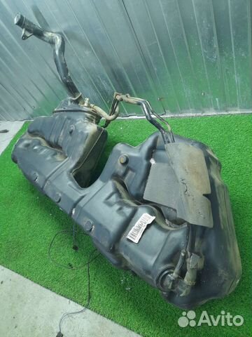 Бензобак на Mercedes Clk w208