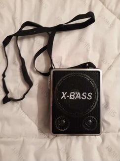 FM-радиоприемник X-Bass