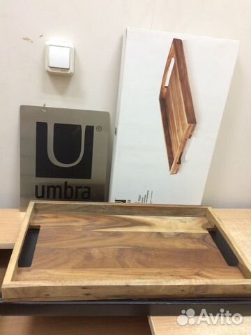 Поднос Plato фирмы Umbra (Канада)