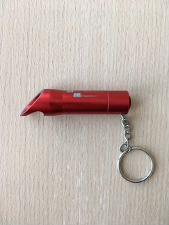 Брелок фонарик-открывалка