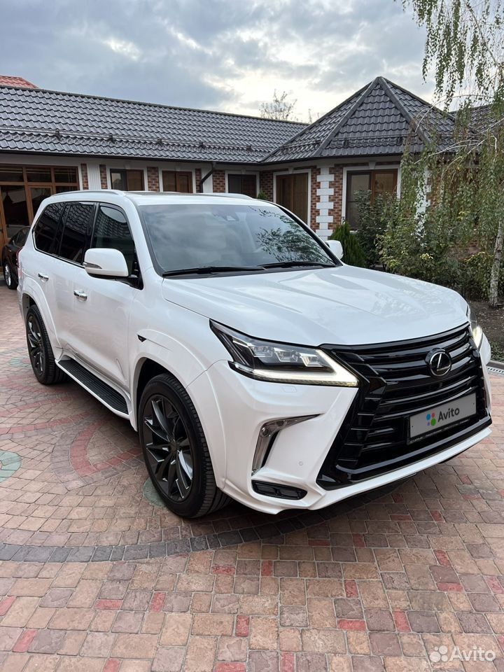 Lexus LX 570 2017