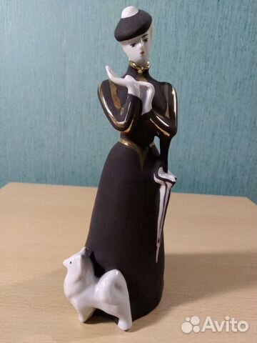 Статуэтка Дама с собачкой Дулево