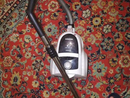 Пылесос Panasonic MC-E 773