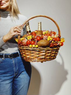 Мужской букет подарочная корзина