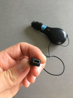 Зарядное устройство mini USB в авто