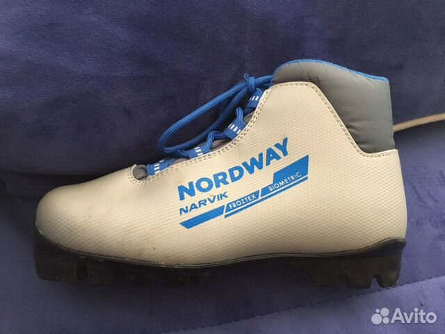 Лыжные ботинки