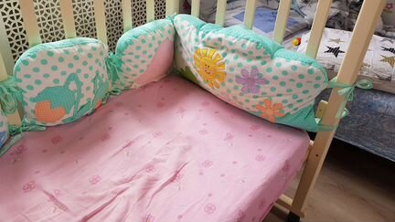 Бортики в детскую кроватку