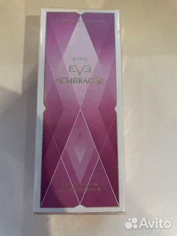 Туалетная вода женская Avon EVE Embrace 50 мл