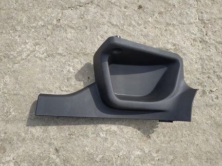 Накладка порога внутрен задняя левая Ford Focus 3