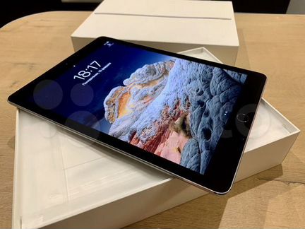 iPad Pro 9.7 32Gb Wi-Fi Space Gray идеал