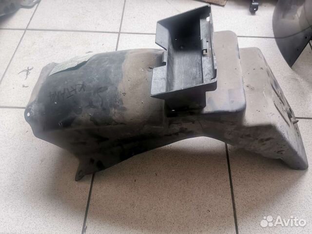 Подкрылок Suzuki gsx 1100f katana