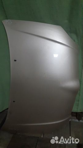 Капот от Toyota runx 2002-2004 года