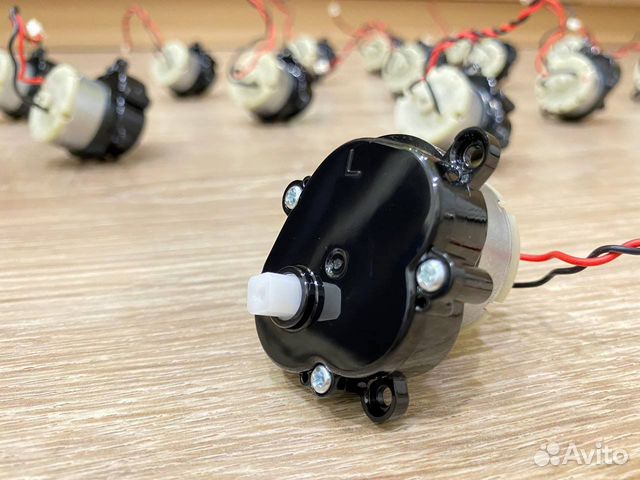 Мотор левый (L) Mi Robot Vacuum Mop Essential