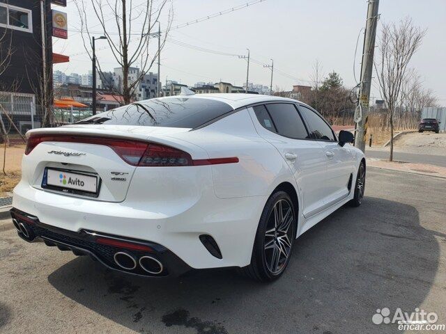 Kia Stinger 3.3 AT, 2022, 1 200 км