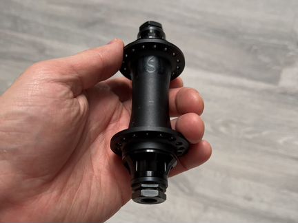 Втулка передняя NS Bike rotary