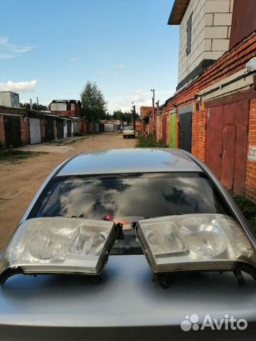 Фары Лендкрузер100.2006г