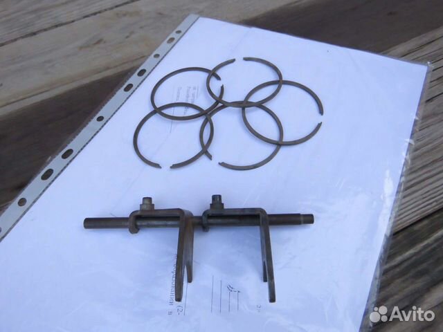 Вилки и направляющая, 5 колец первого ремонта ява