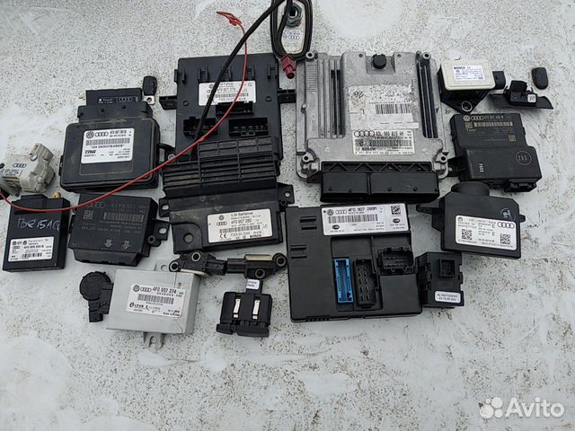 Блок Audi A6 C6 2009 год 2. 0 TDI универсал