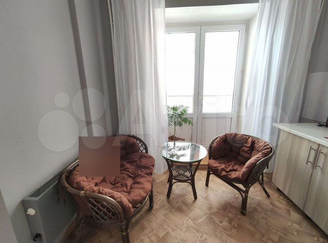 1-к. квартира, 42 м², 1/5 эт.