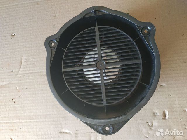 Динамик задней двери bose Audi Q7 4L