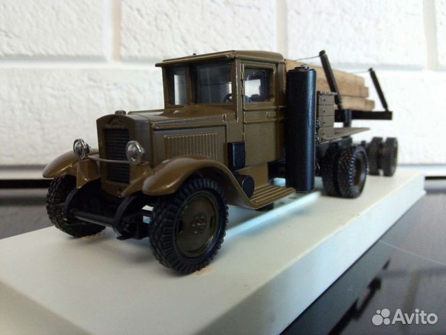 Модель редкая Урал-Зис 352Л с роспуском Ломо