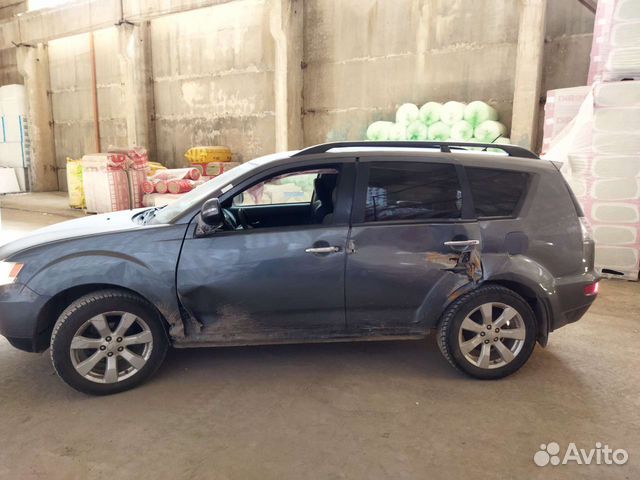 Mitsubishi Outlander 2.4 CVT, 2012, битый, 163 339 км