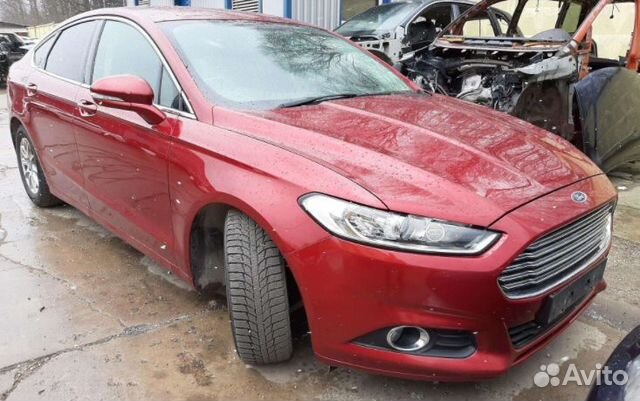 Ford Mondeo 2015 г по запчастям