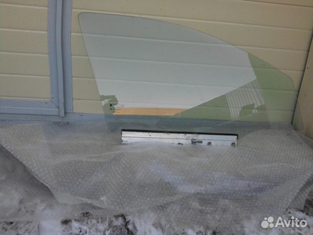 Опель Астра G -стекло передней правой двери