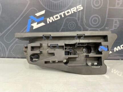 Отсек под инструмент Audi A6 C6 BDW 2004