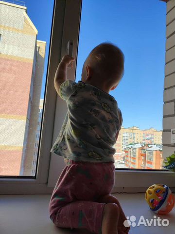 Ручки оконные с замком (детская безопасность)