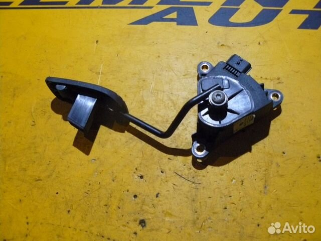 Педаль газа для Nissan Note 2008г