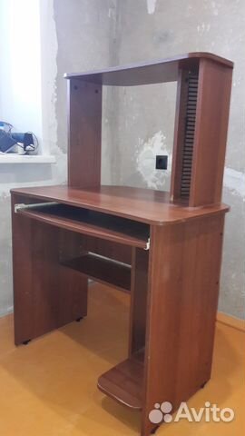 Компьютерный стол