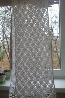 Палантин с кистями ручной работы