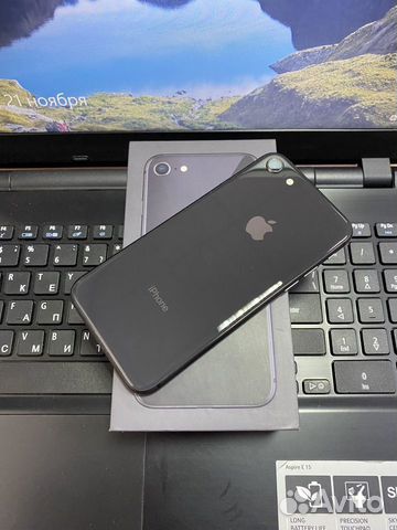 iPhone 8 64gb Black в отличном состоянии