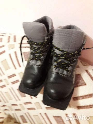 Лыжные ботинки