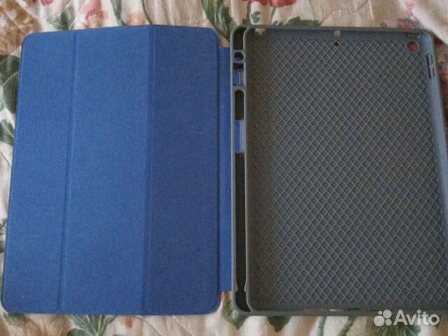 Чехол-книжка на iPad 7 поколения