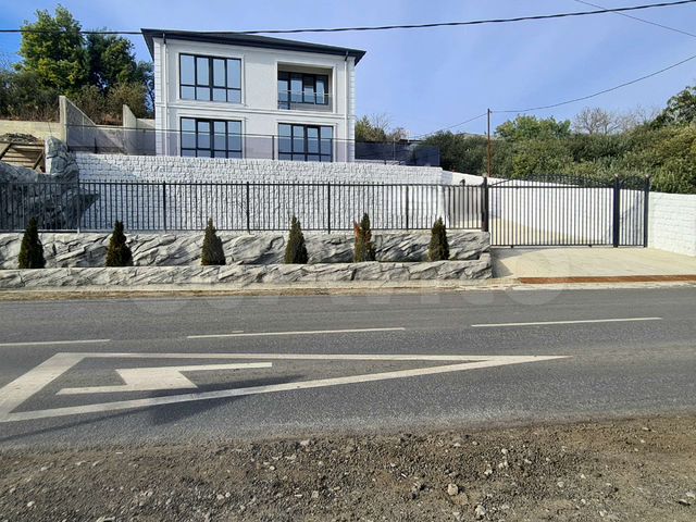 Коттедж 168 м² на участке 5 сот.