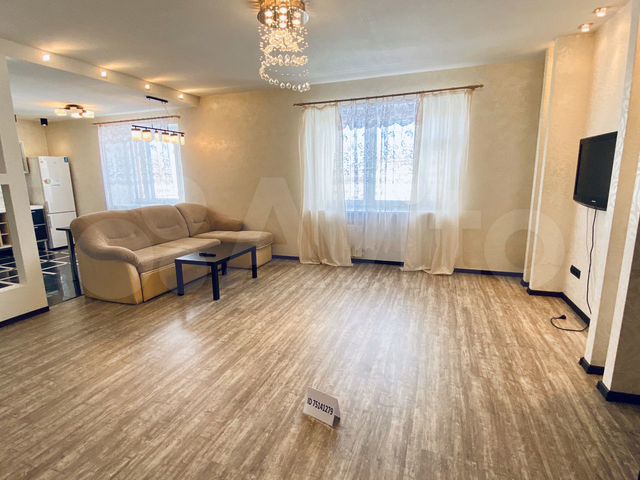 2-к. квартира, 76 м², 6/14 эт.