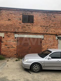 Гараж, > 30 м²
