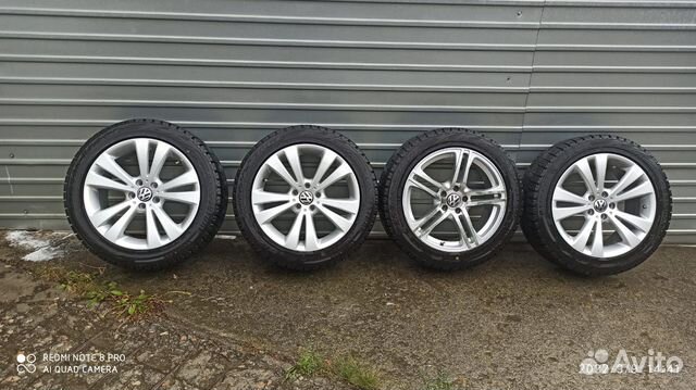 Bridgestone Blizzak Revo GZ 255/45 R18