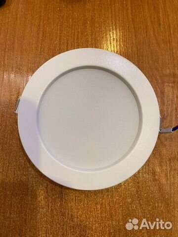 Светильник встраиваемый