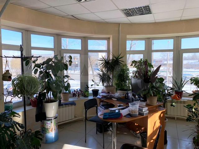 Продаем 2 этаж, 240 кв, с отдельным входом